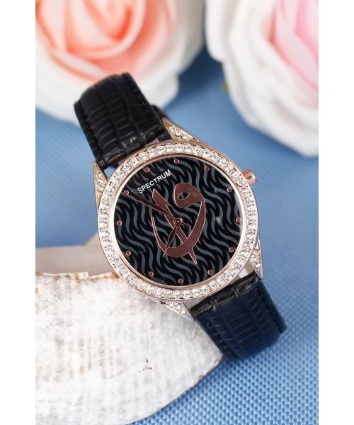 Siyah Renk Kendinden Desenli Deri Kordonlu Elif Vav Figürlü Rose Kasa Bayan Kol Saati