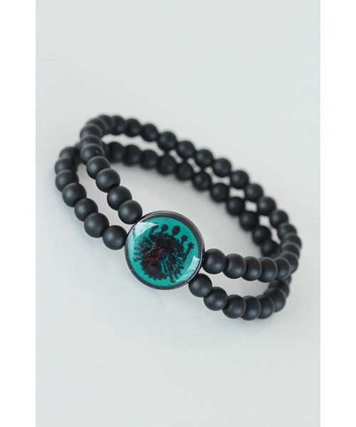 Yeşil Renkli Metal Üzerine Osmanlı Arması Figürlü Siyah Renk Çift Sıra Doğal Taş Erkek Bileklik Yeşil Renkli Metal Üzerine Osmanlı Arması Figürlü Siyah Renk Çift Sıra Doğal Taş Erkek Bileklik
