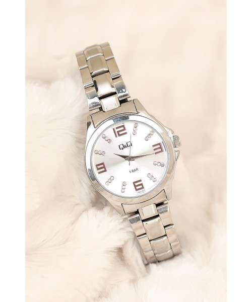 Q&Q Marka Silver Kaplama Metal Kordonlu Şık Kasa 2 Yıl Garantili Bayan Kol Saati Q&Q Marka Silver Kaplama Metal Kordonlu Şık Kasa 2 Yıl Garantili Bayan Kol Saati